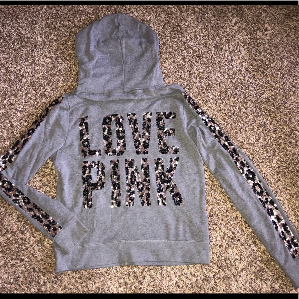 Victoria’s Secret PINK leopard print sequence